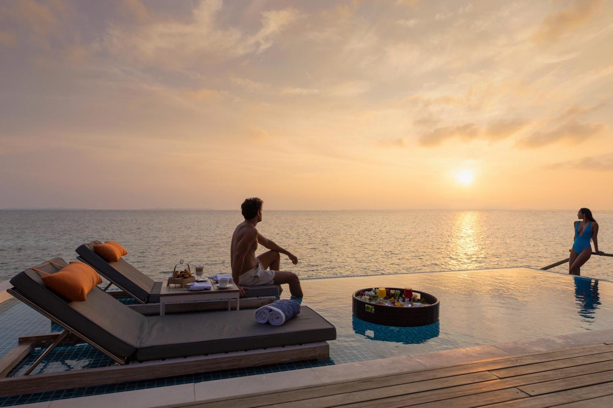 Sunset Water Villa with Pool