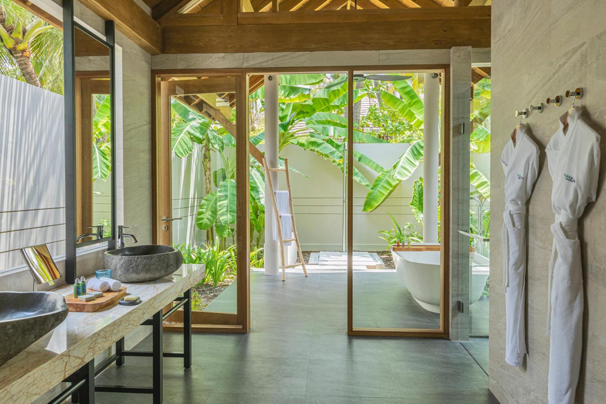 Family Beach Villa with Pool