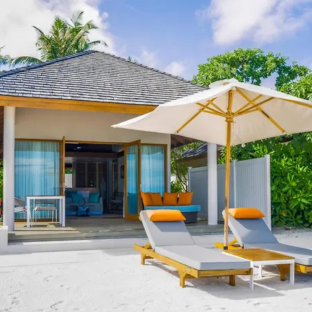 Emerald Faarufushi Resort & Spa-2
